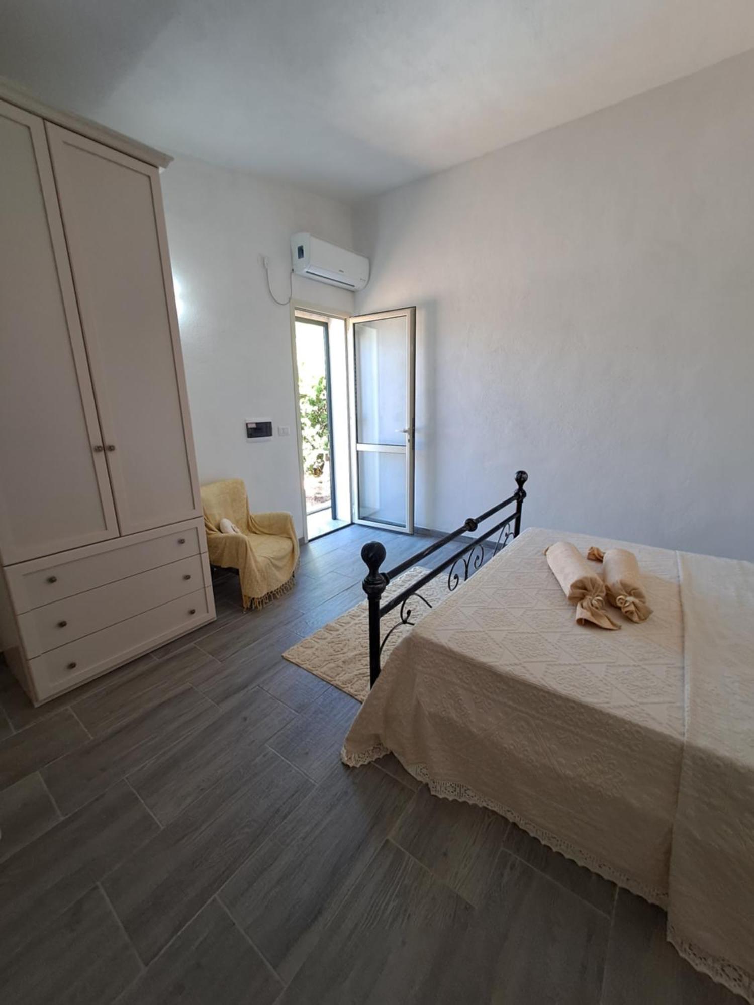 B&B Li Salcuneddi أغلينتو المظهر الخارجي الصورة